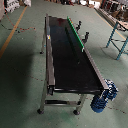 皮帶輸(shū)送機